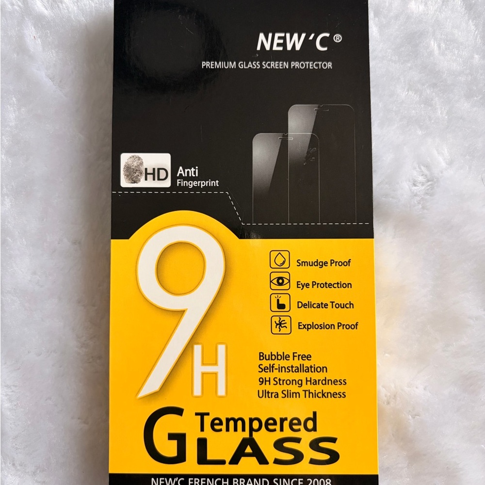 Privacy Screen Protector iPhone 14 ProMax - Picture 3 of 3